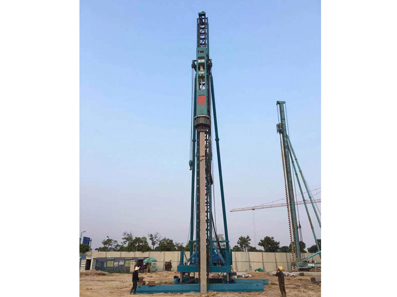 打樁卷揚機(jī)